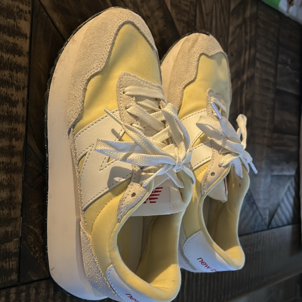 New balance 6.5 women’s